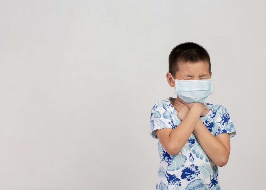 أعراض التهاب الحلق الشائعة عند الأطفال